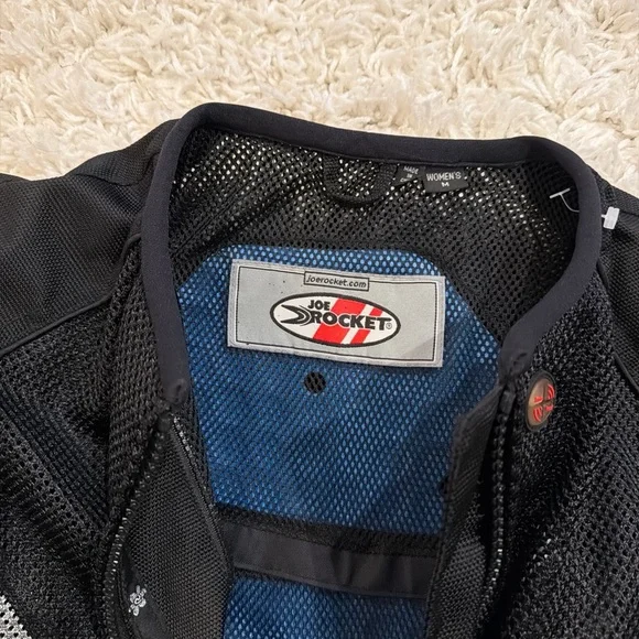 Joe Rocket Black and Gray Mesh Motorcycle Jacket with Graphic Accents - Picture 2 of 4